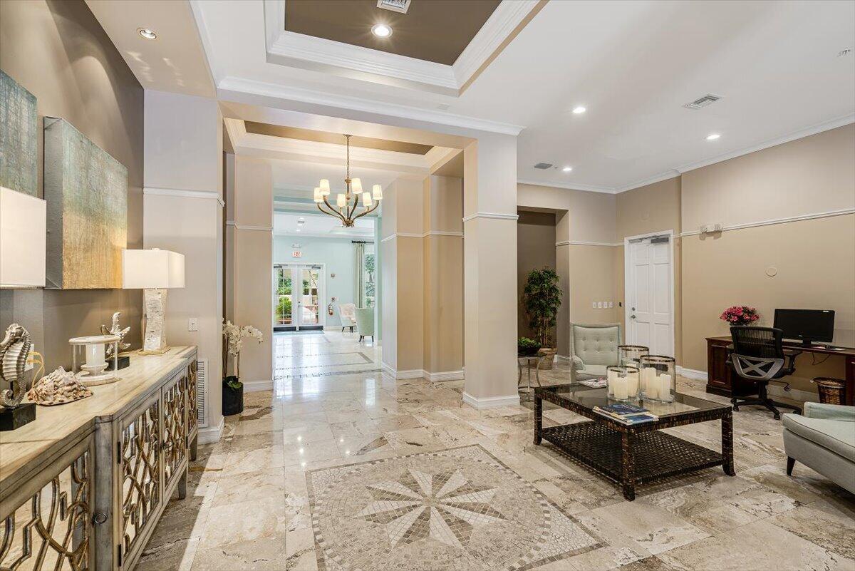 720 S Sapodilla Avenue 204