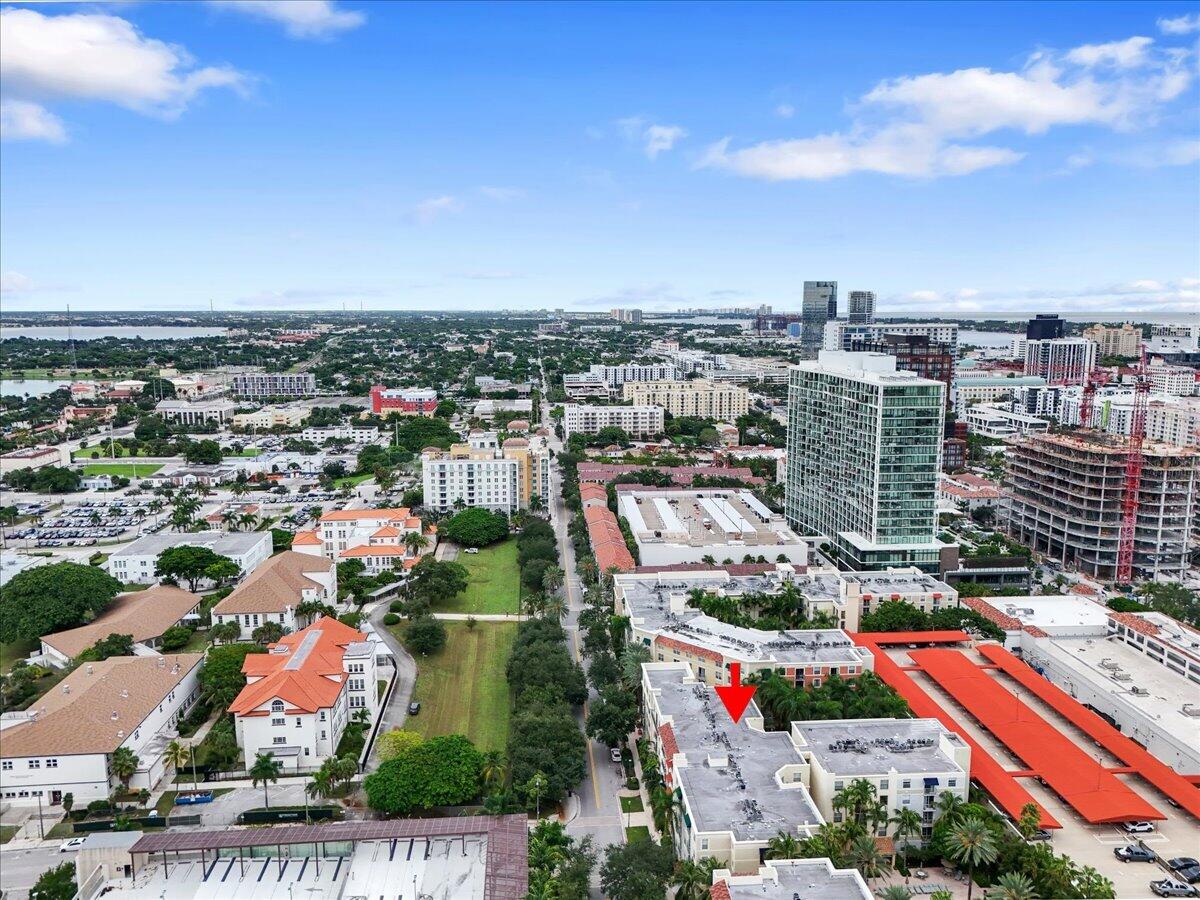 720 S Sapodilla Avenue 204