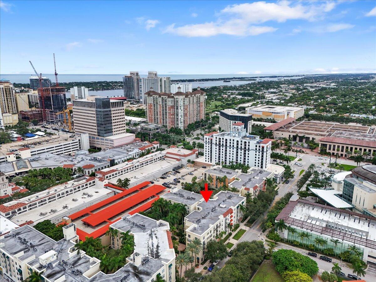 720 S Sapodilla Avenue 204