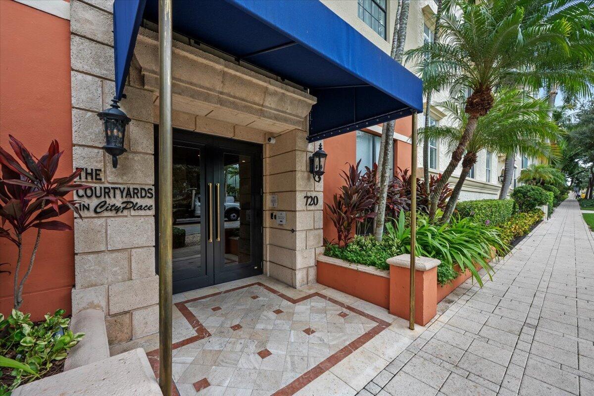 720 S Sapodilla Avenue 204