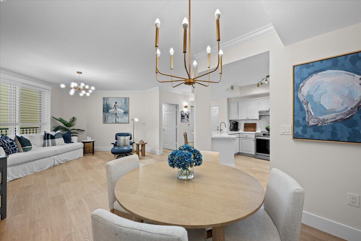 720 S Sapodilla Avenue 204