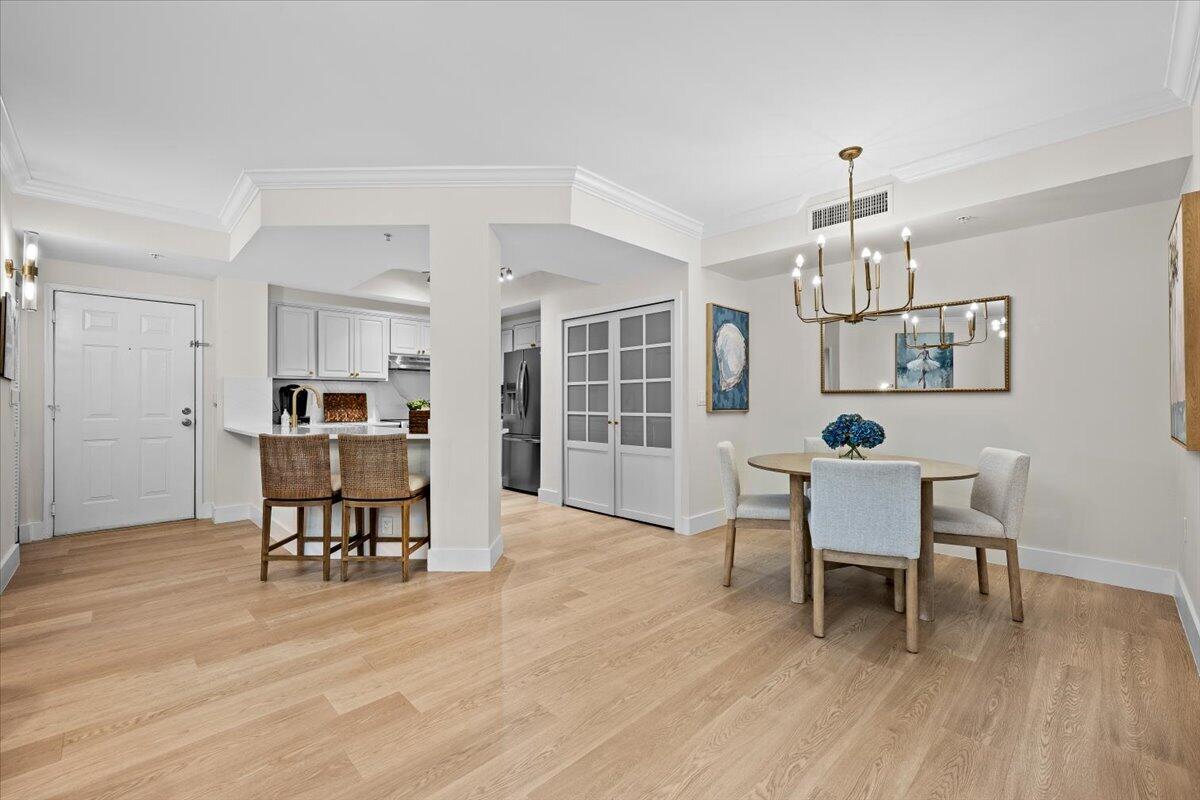 720 S Sapodilla Avenue 204