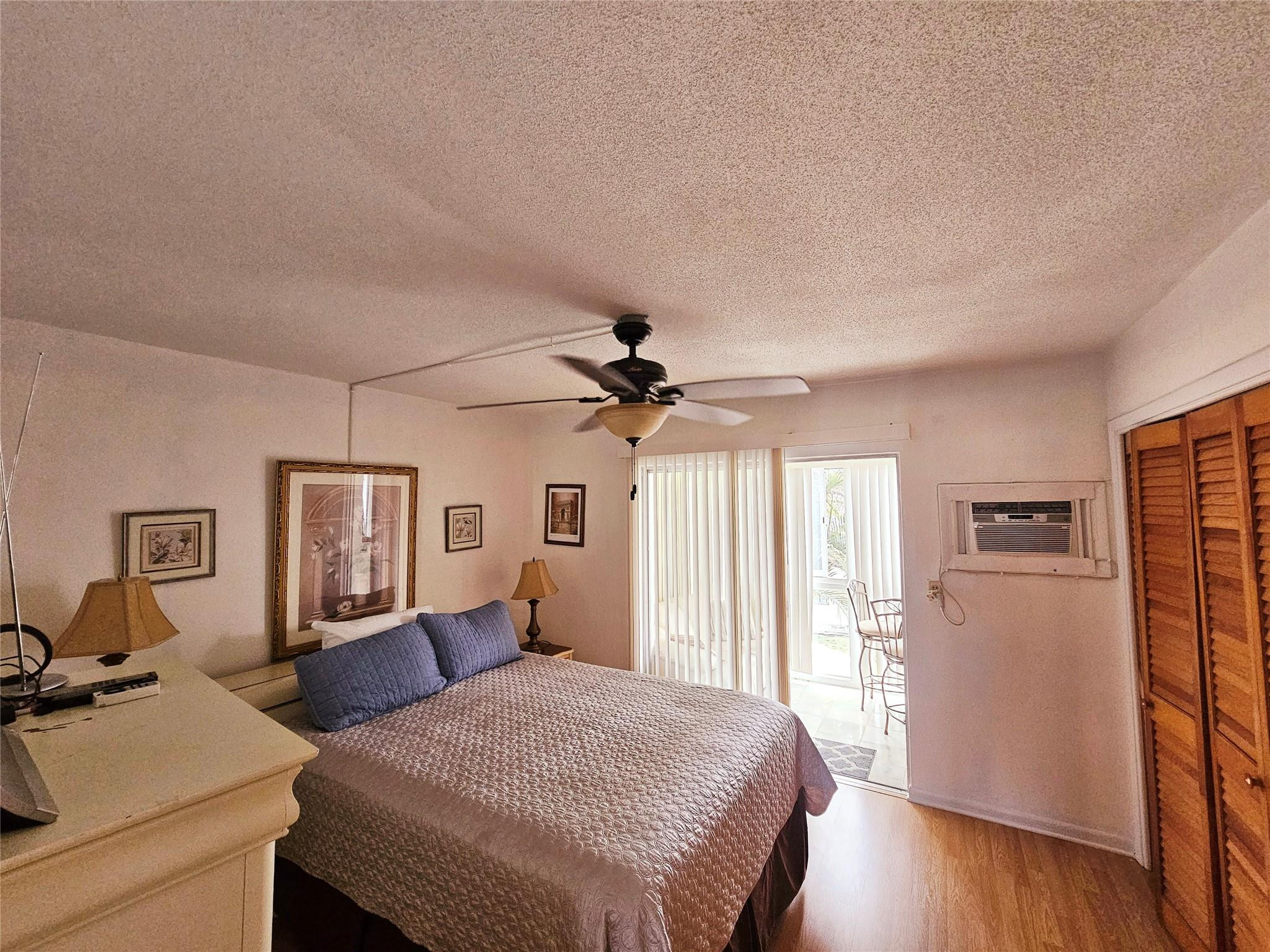 2204 Lake Osborne 14