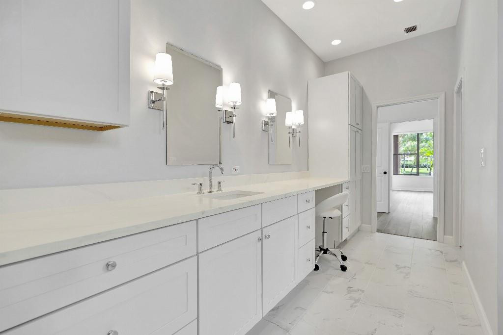 6102 SE Oakmont Place | Stuart, Florida