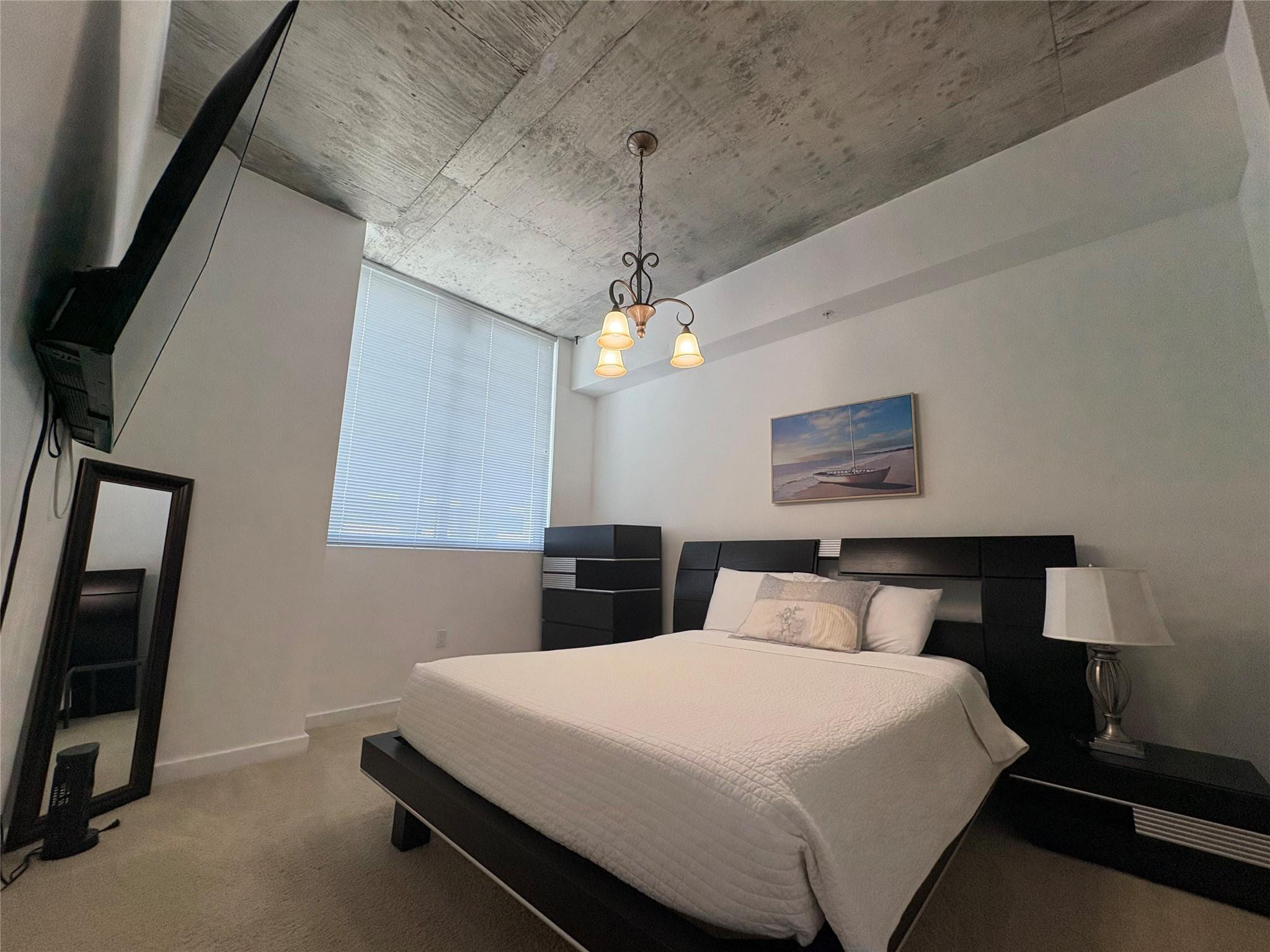 300 S Australian Ave 1519