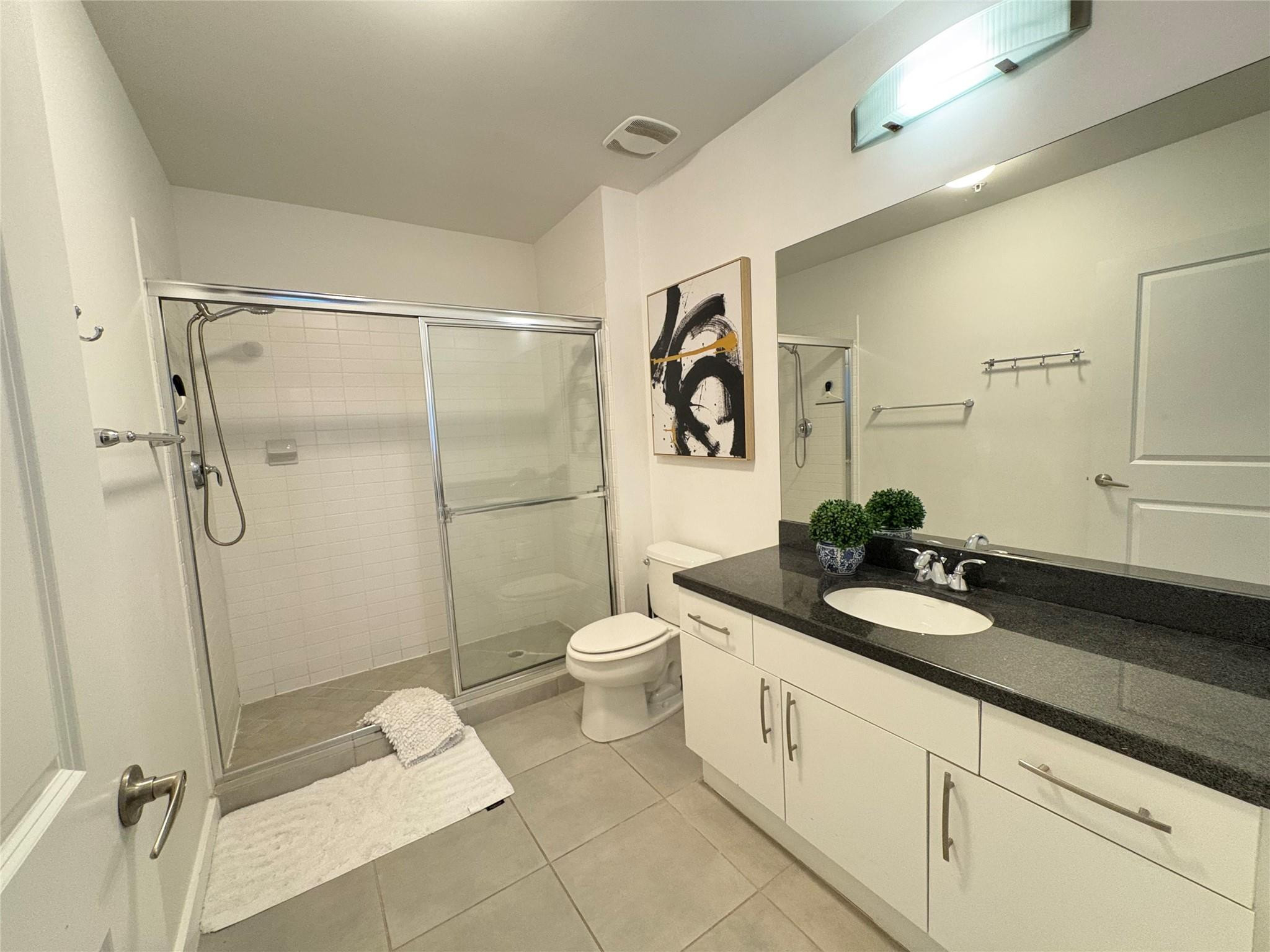 300 S Australian Ave 1519