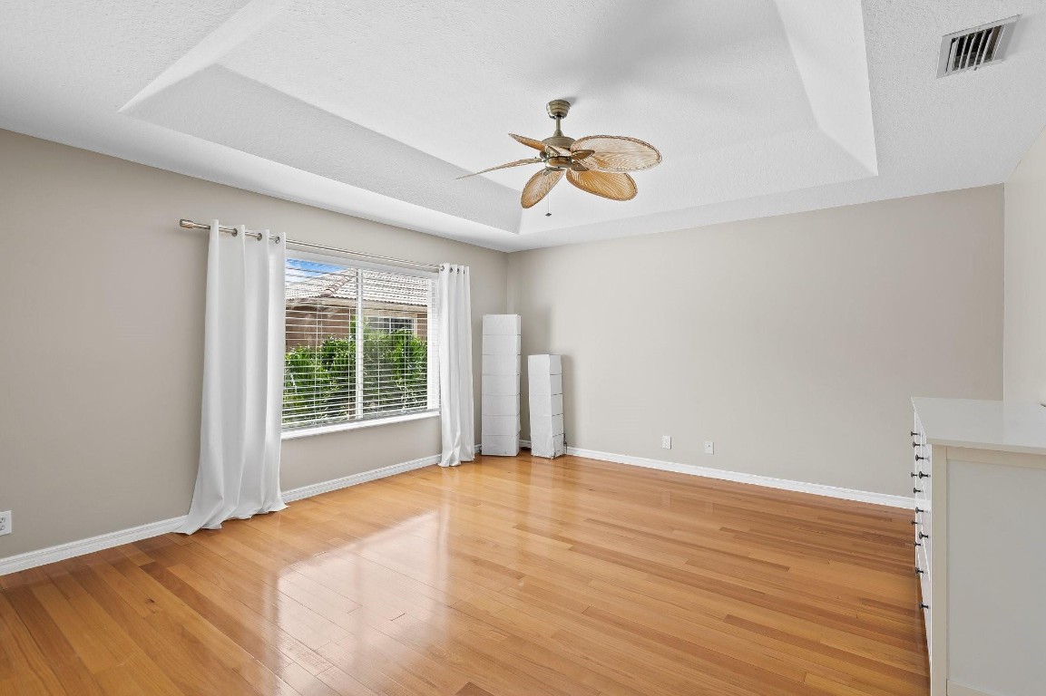 5157 Meadow Oaks Dr 5157