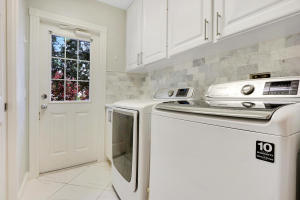 2977 E Community Drive