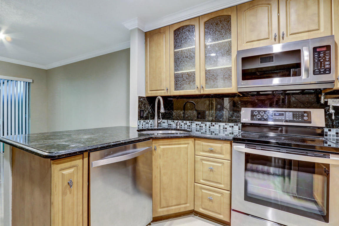 3518 Gardens East Drive B