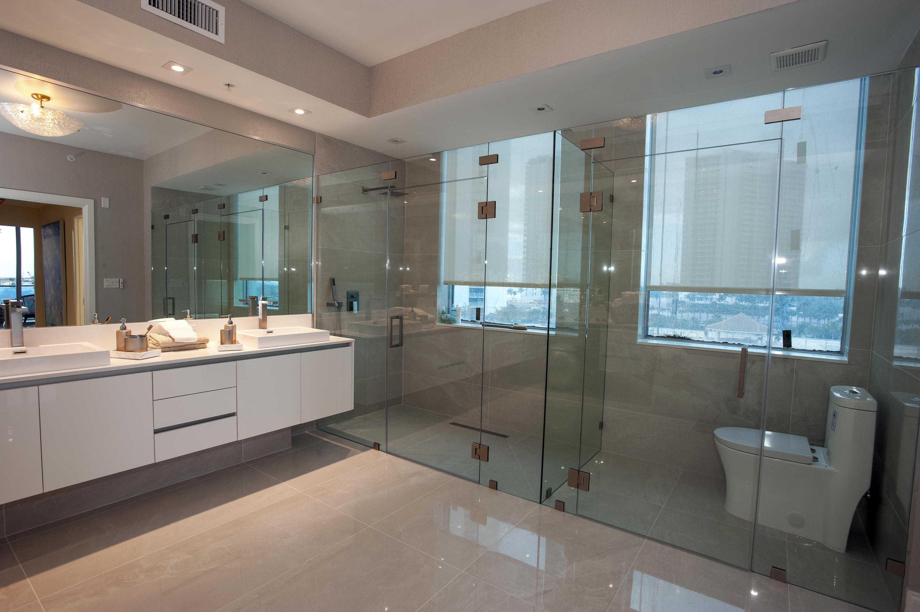 3100 N Ocean Drive H-1704