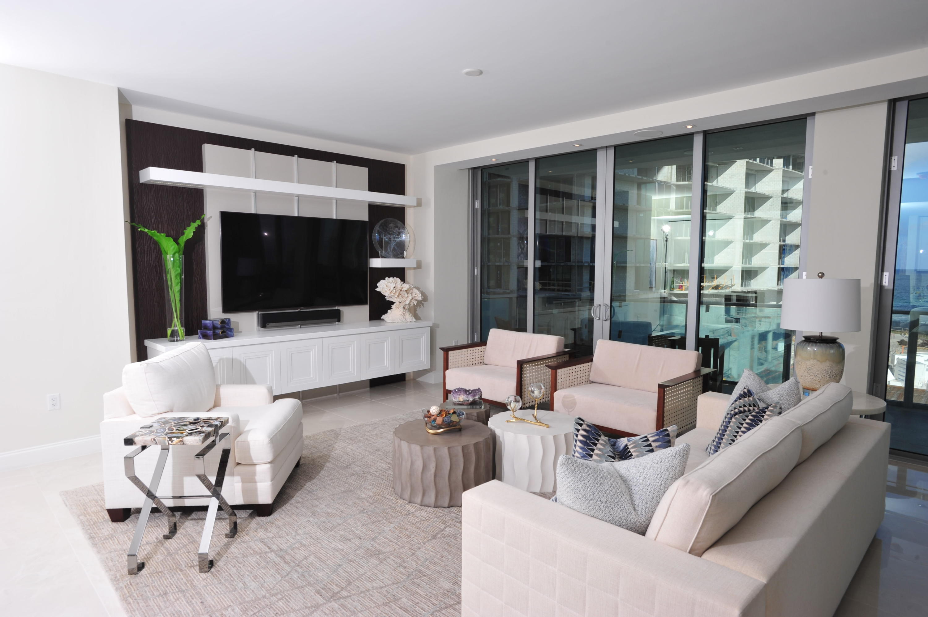 3100 N Ocean Drive H-1704