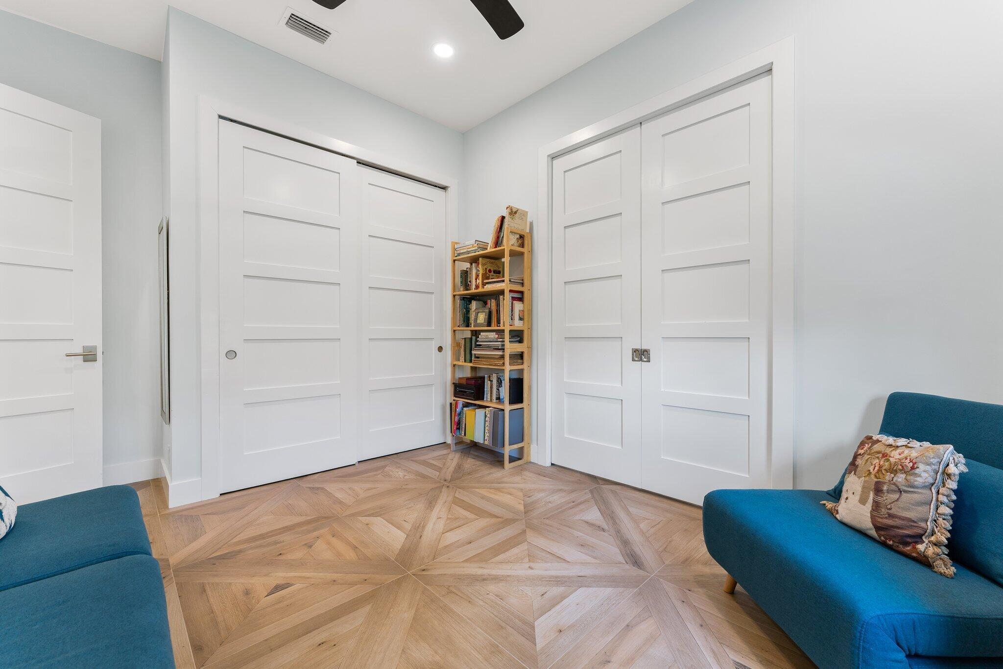 200 SE Turtle Creek Drive