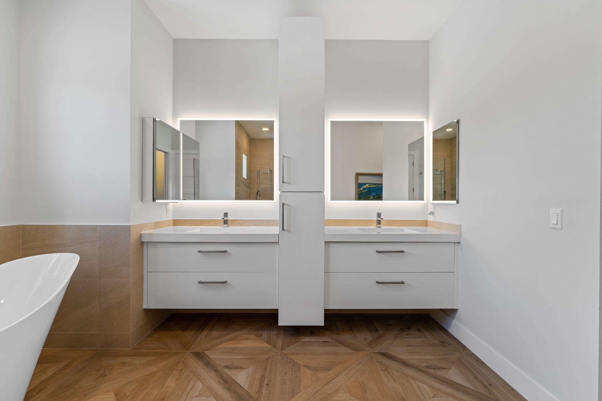 200 SE Turtle Creek Drive