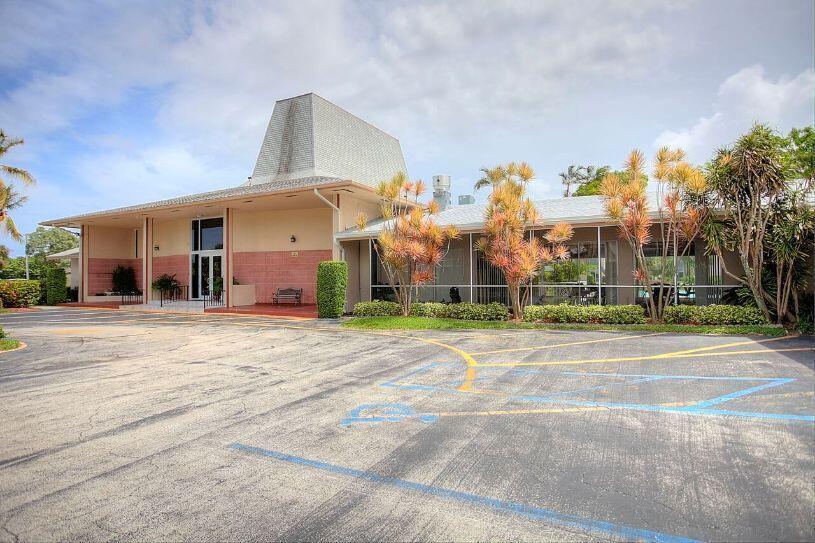 2687 N Garden Drive 306