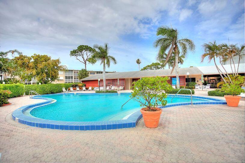 2687 N Garden Drive 306