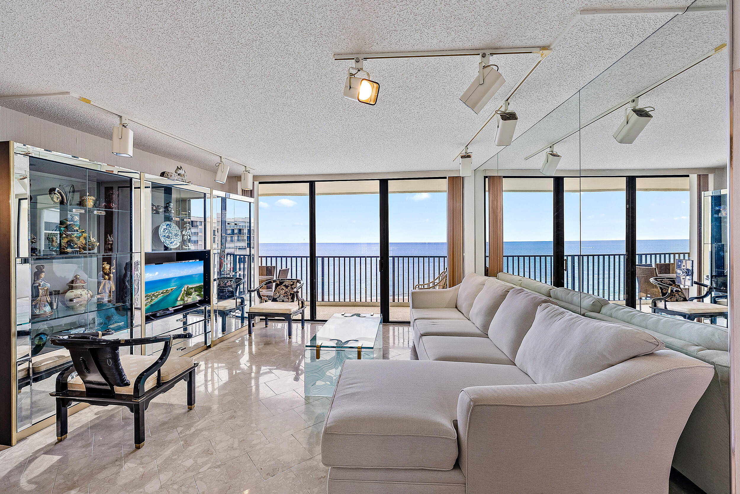 400 Ocean Trail Way 1208