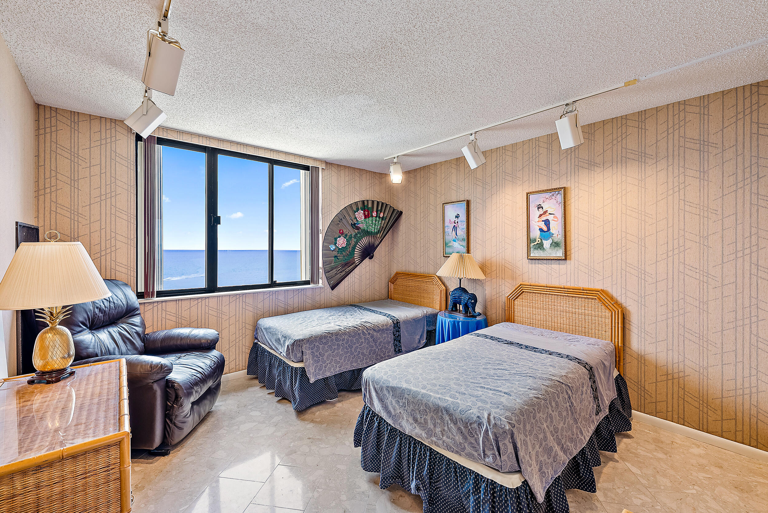 400 Ocean Trail Way 1208