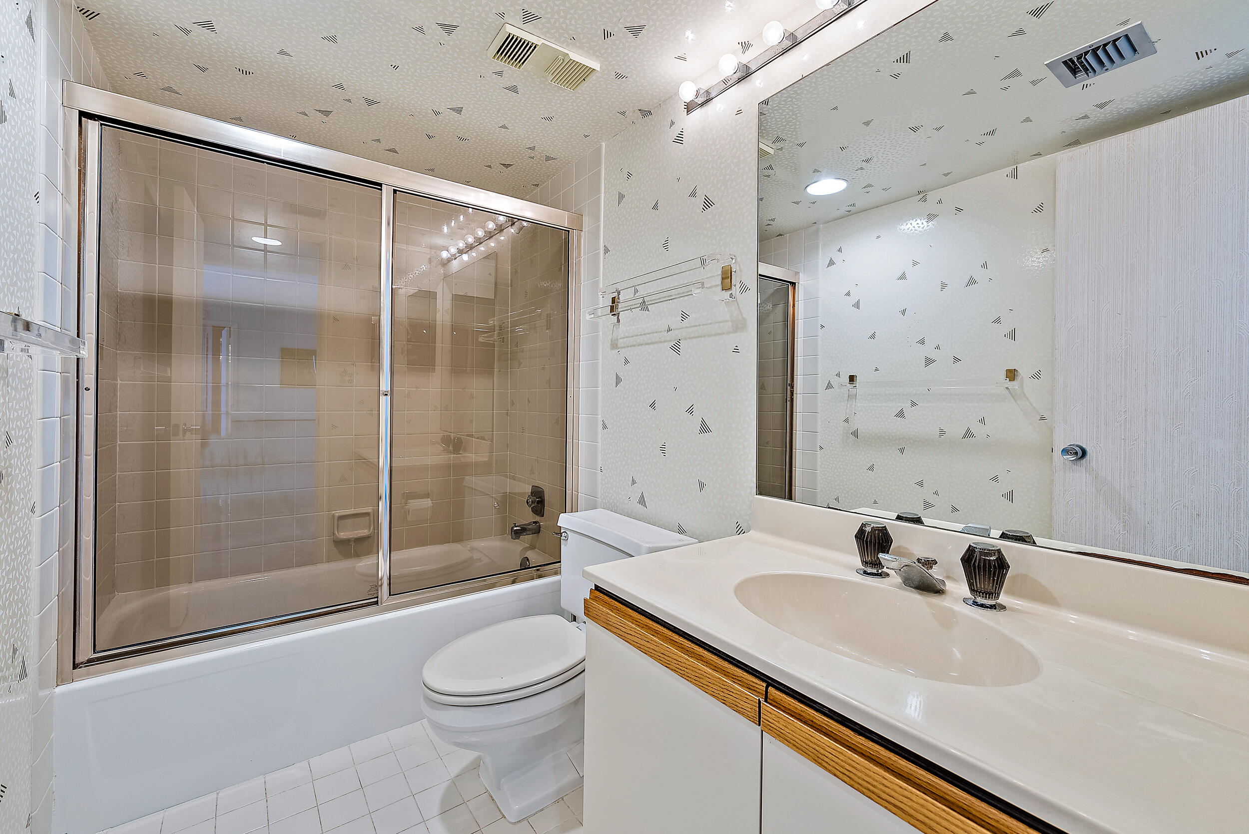 400 Ocean Trail Way 1208