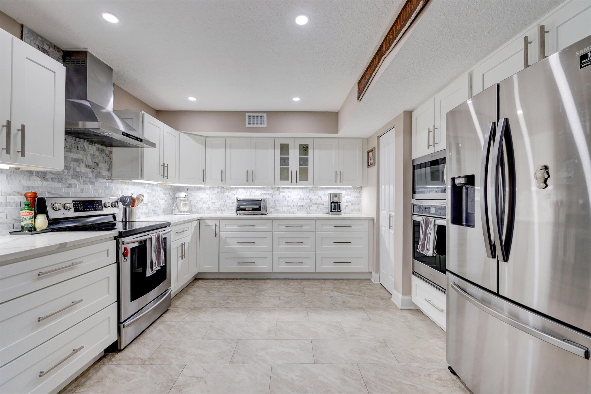 4949 N Hwy A1A, #172