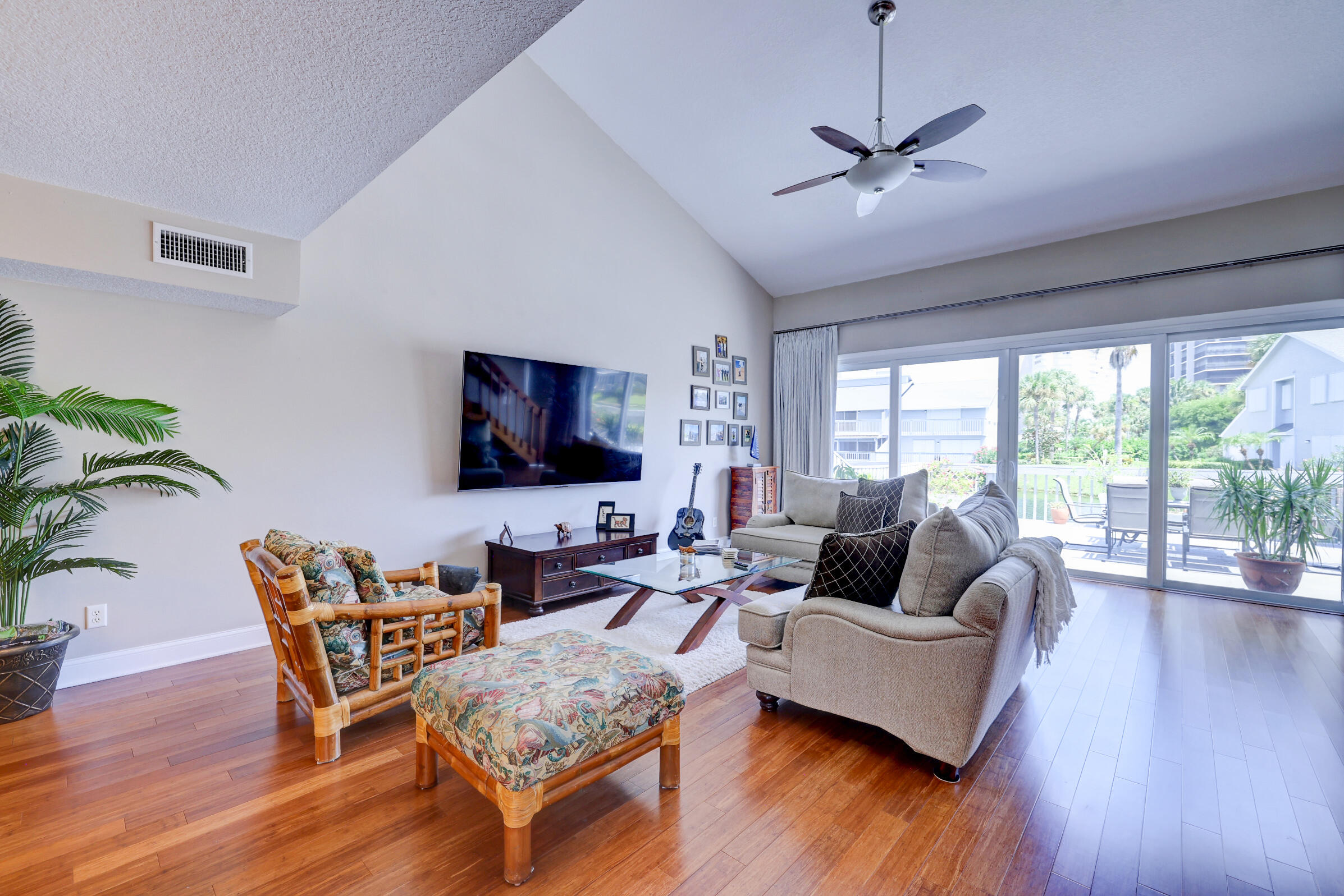 4949 N Hwy A1A, #172