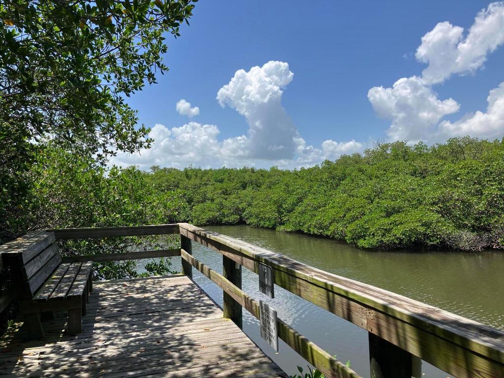 4949 N Hwy A1A, #172