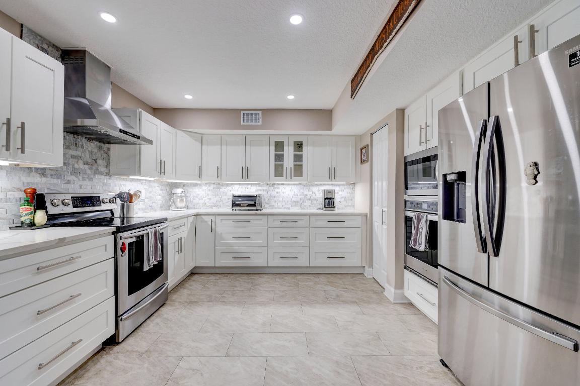 4949 N Hwy A1A, #172