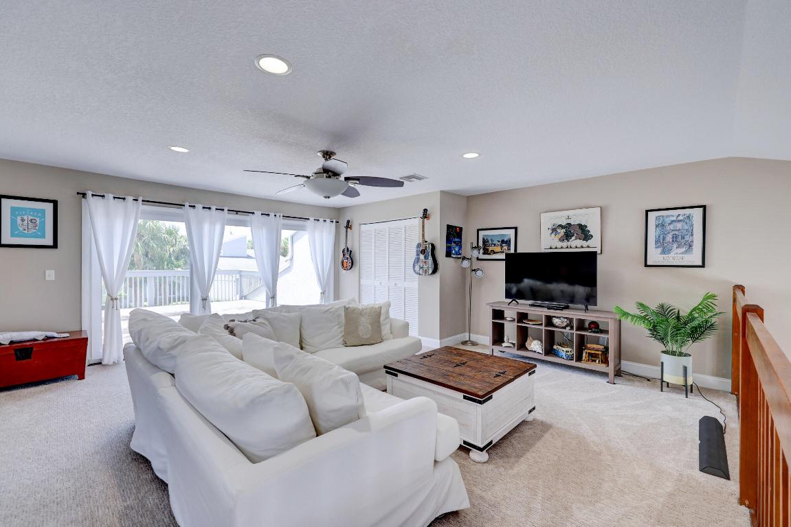 4949 N Hwy A1A, #172