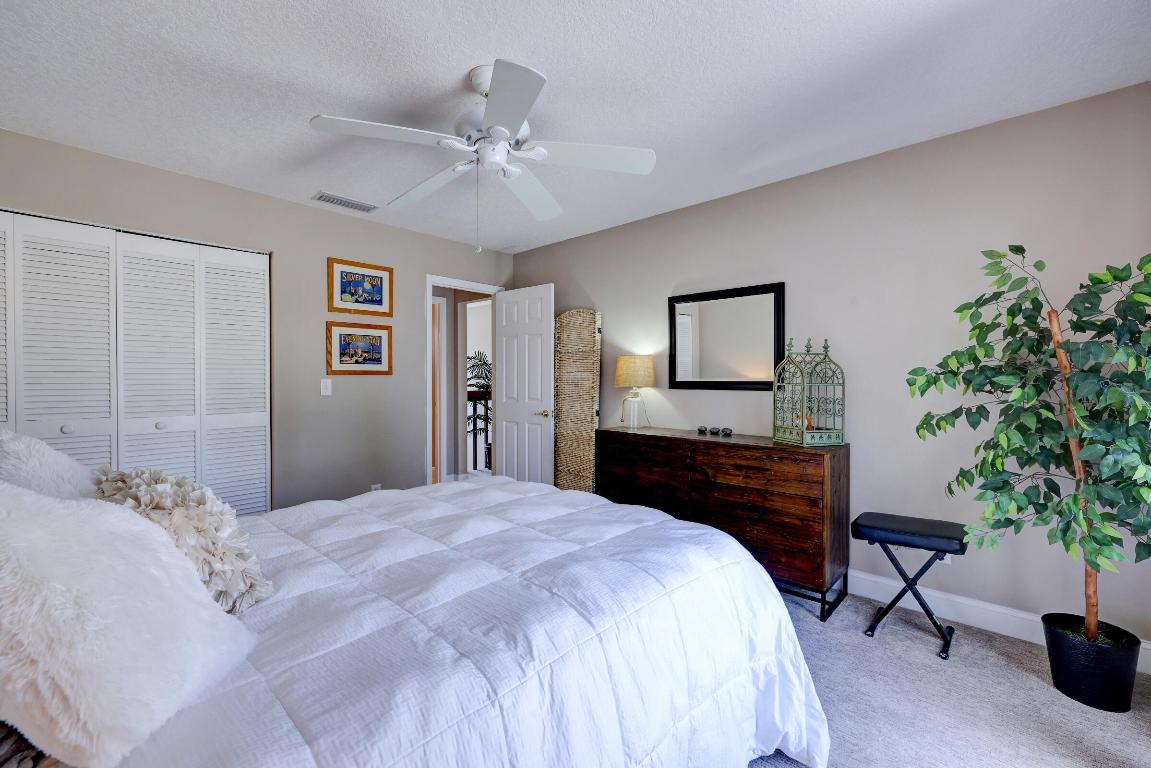 4949 N Hwy A1A, #172