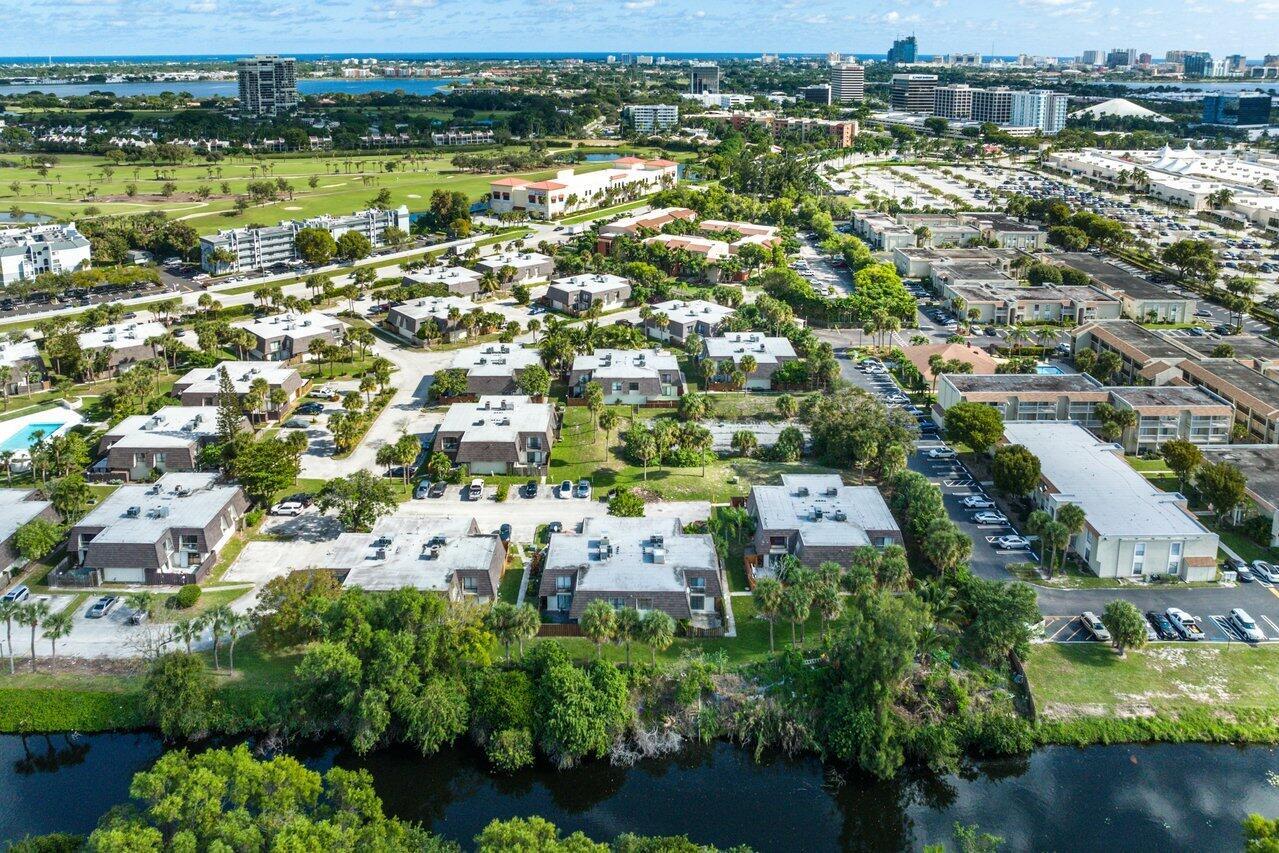 1781 N Congress Avenue