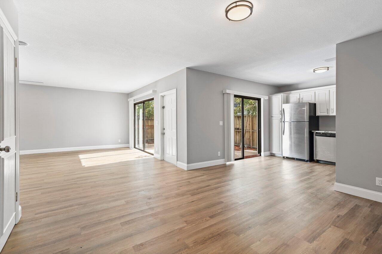 1781 N Congress Avenue