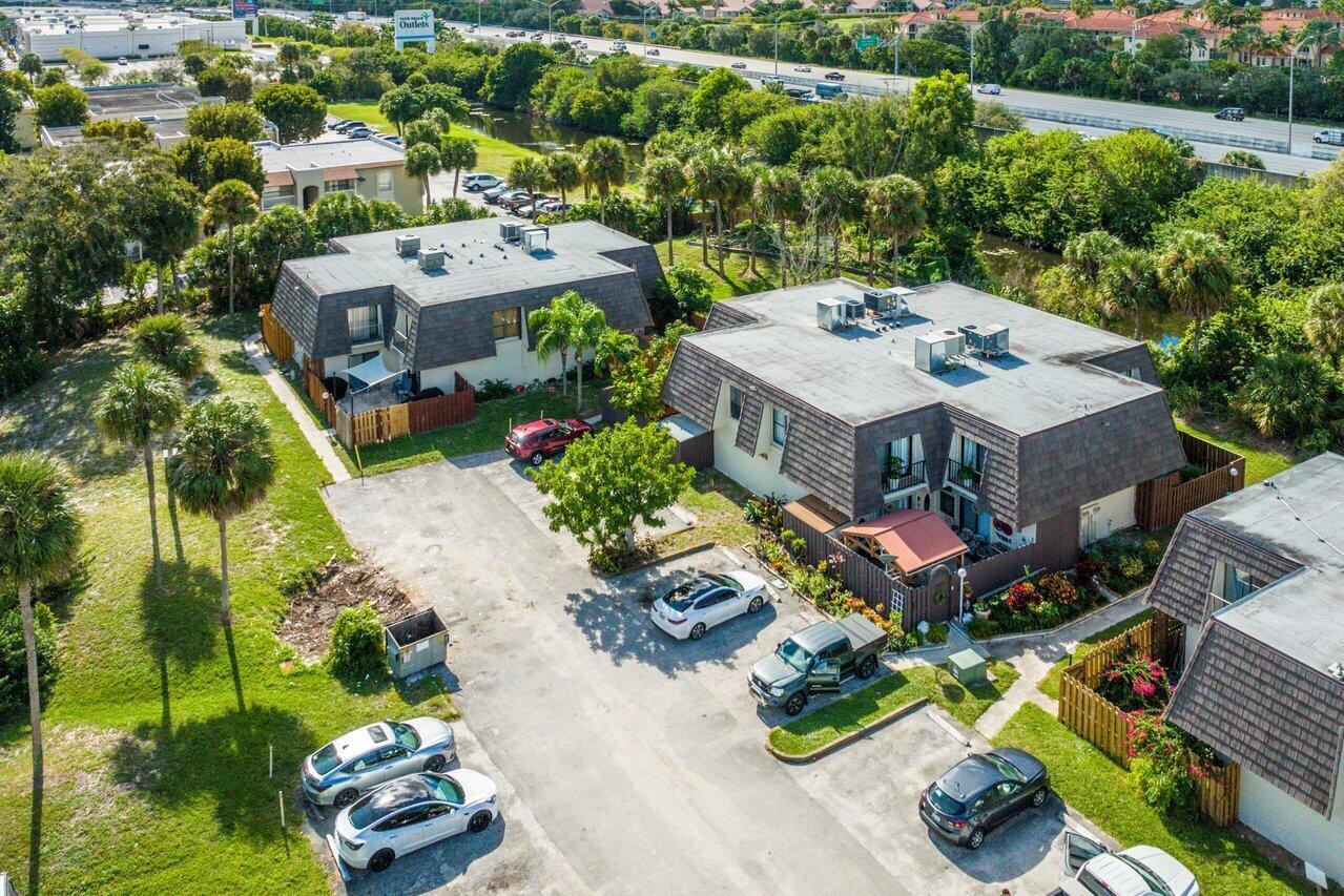 1781 N Congress Avenue