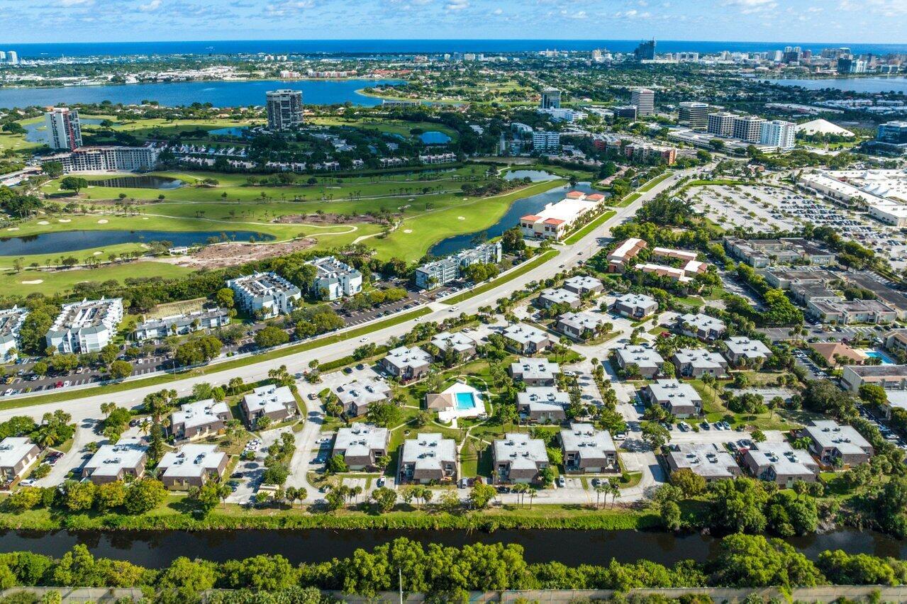 1781 N Congress Avenue