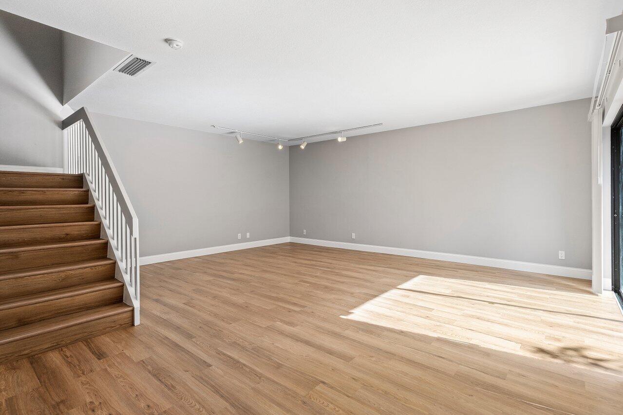 1781 N Congress Avenue