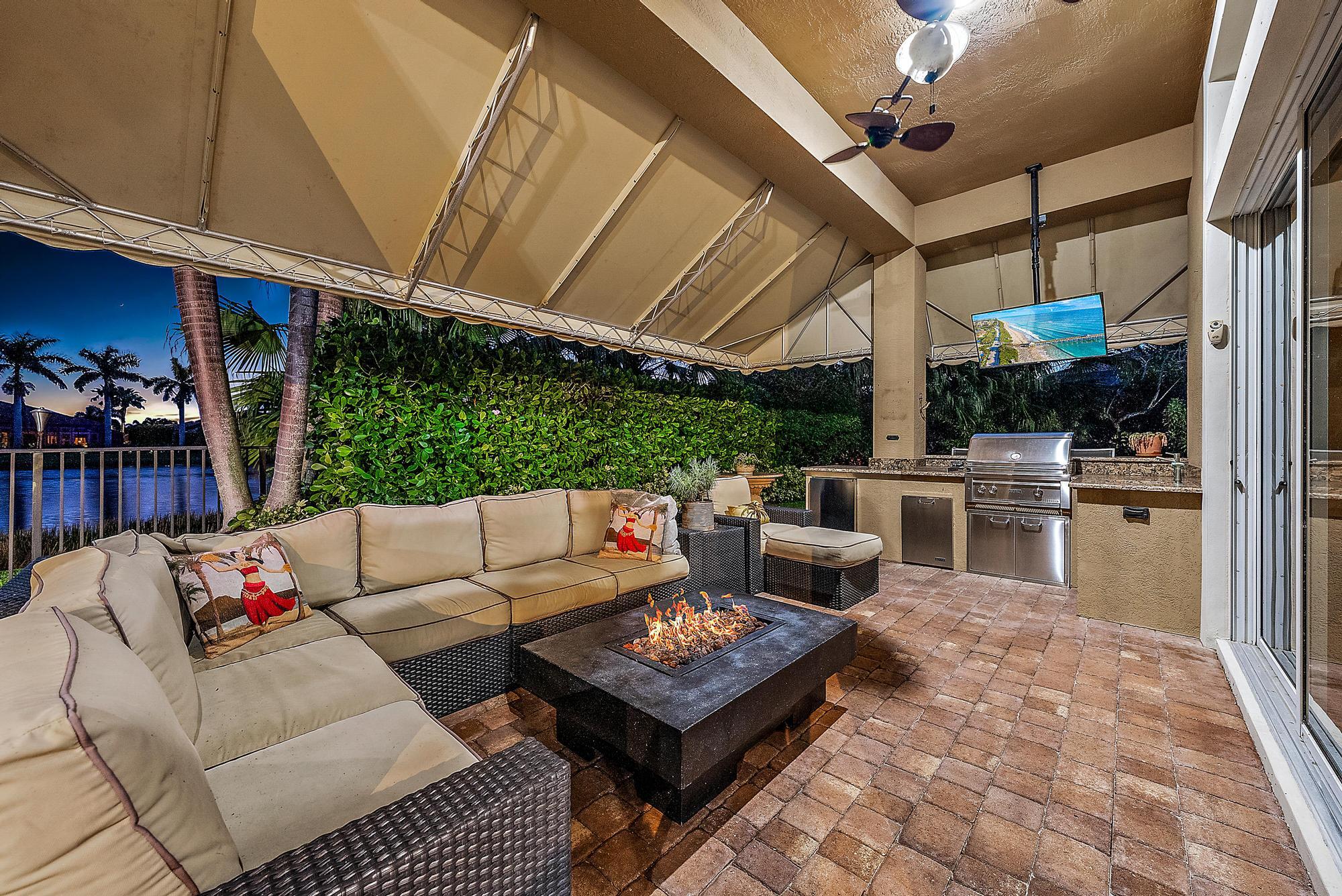 11801 SW Rossano Ln