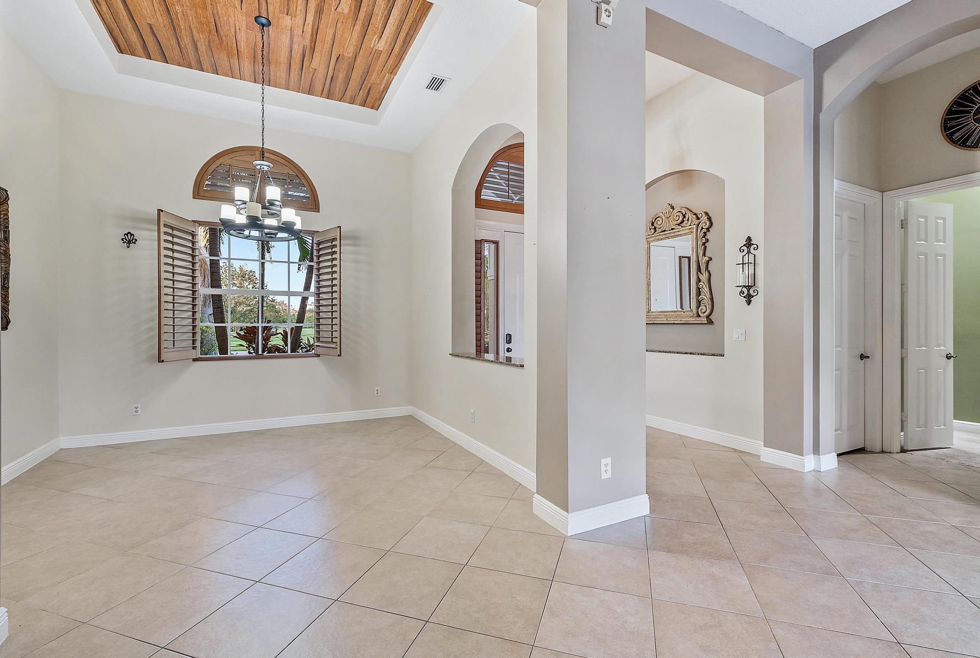 11801 SW Rossano Ln