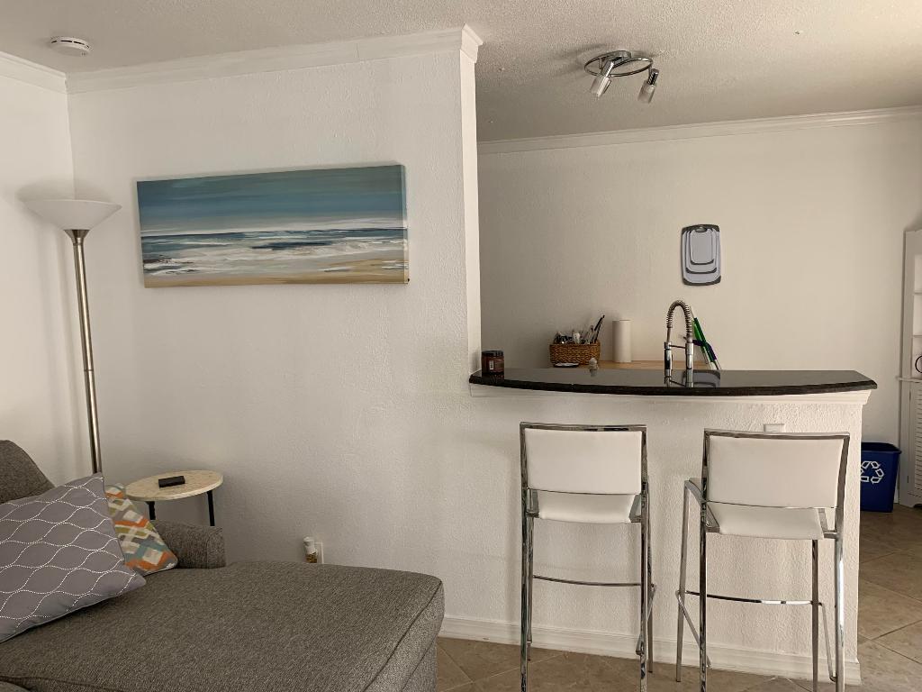 1605 S Us Highway 1 6b