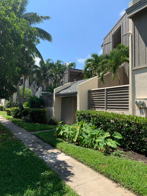 1605 S Us Highway 1 6b