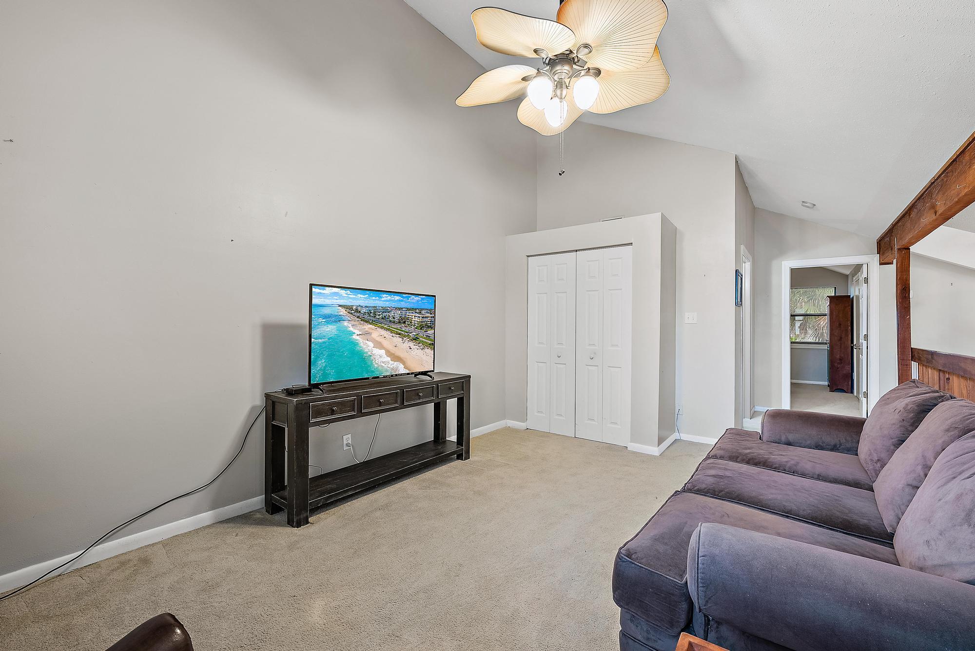 9006 Highland Pines Trail