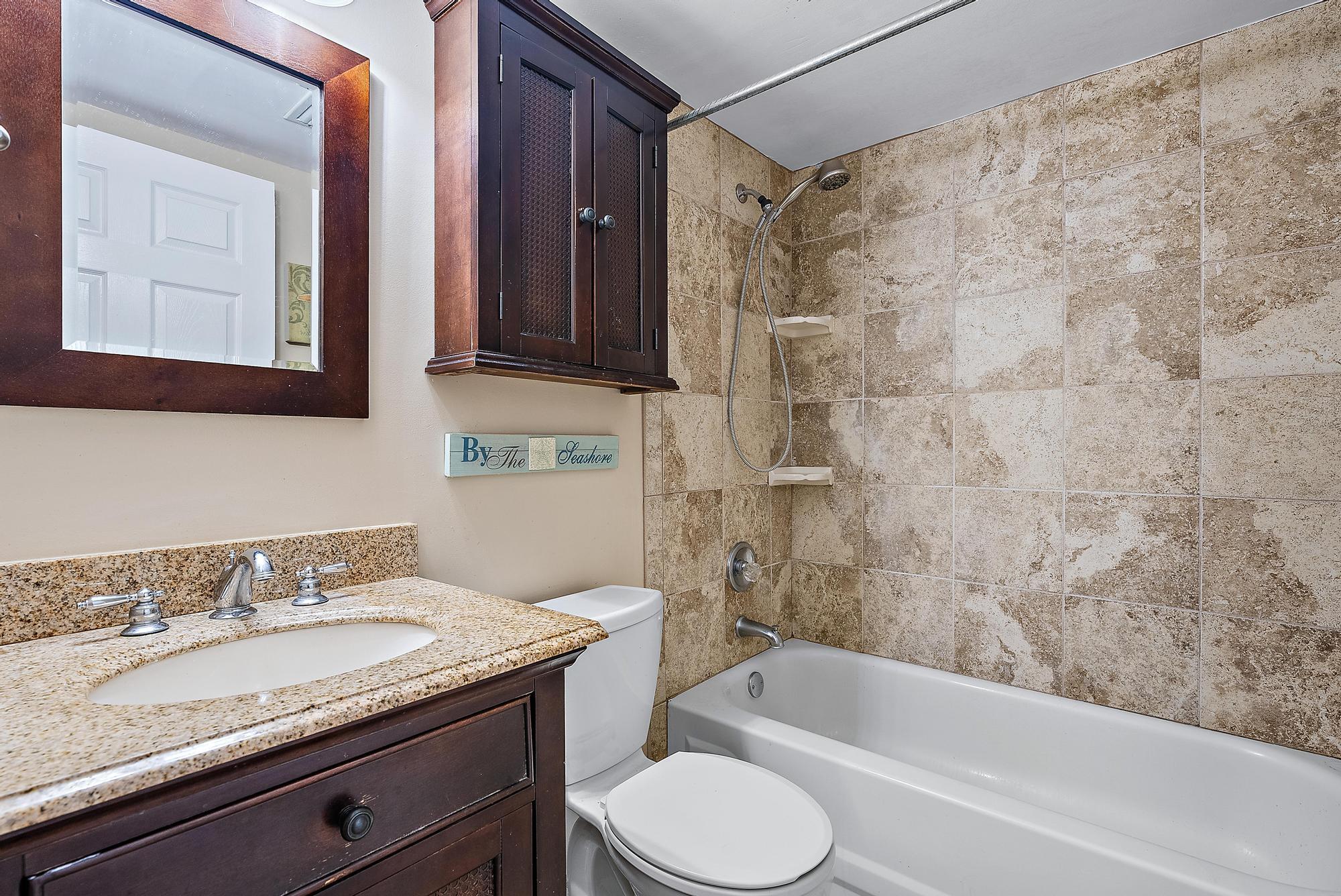 9006 Highland Pines Trail