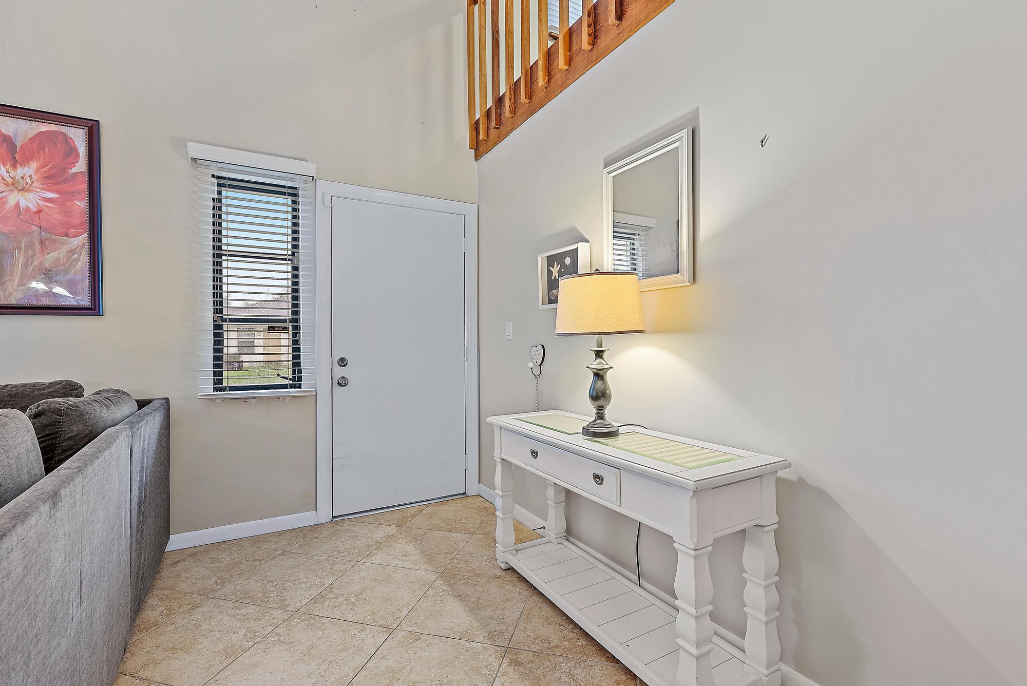 9006 Highland Pines Trail