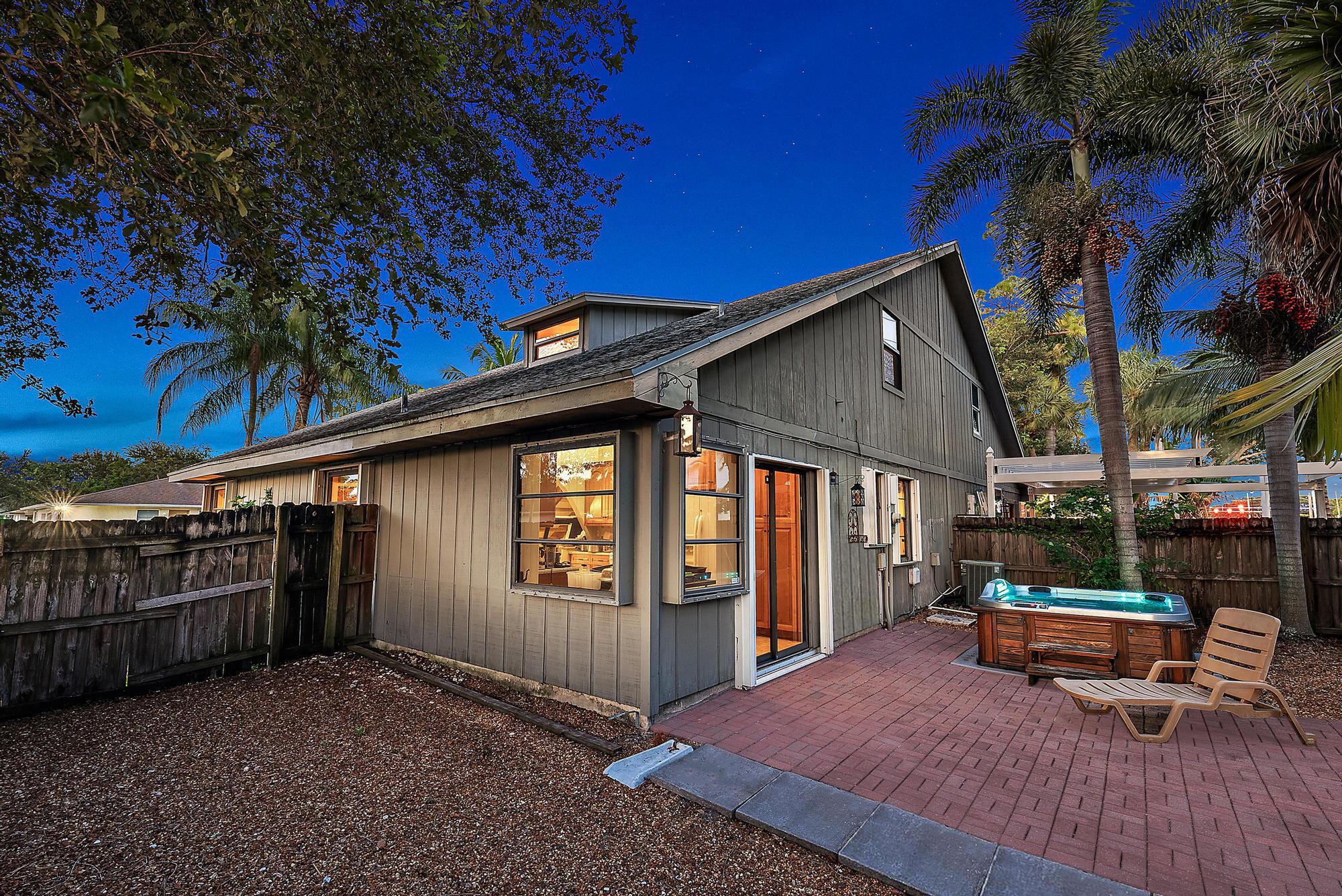 9006 Highland Pines Trail