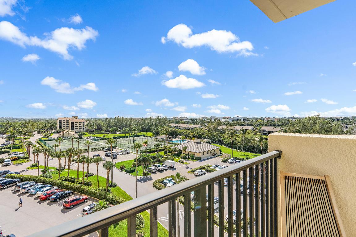 400 Ocean Trail Way 610