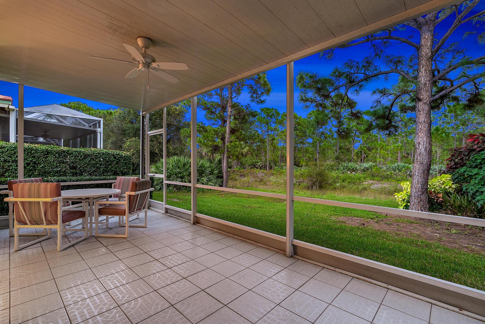 1419 SW Greens Pointe Way