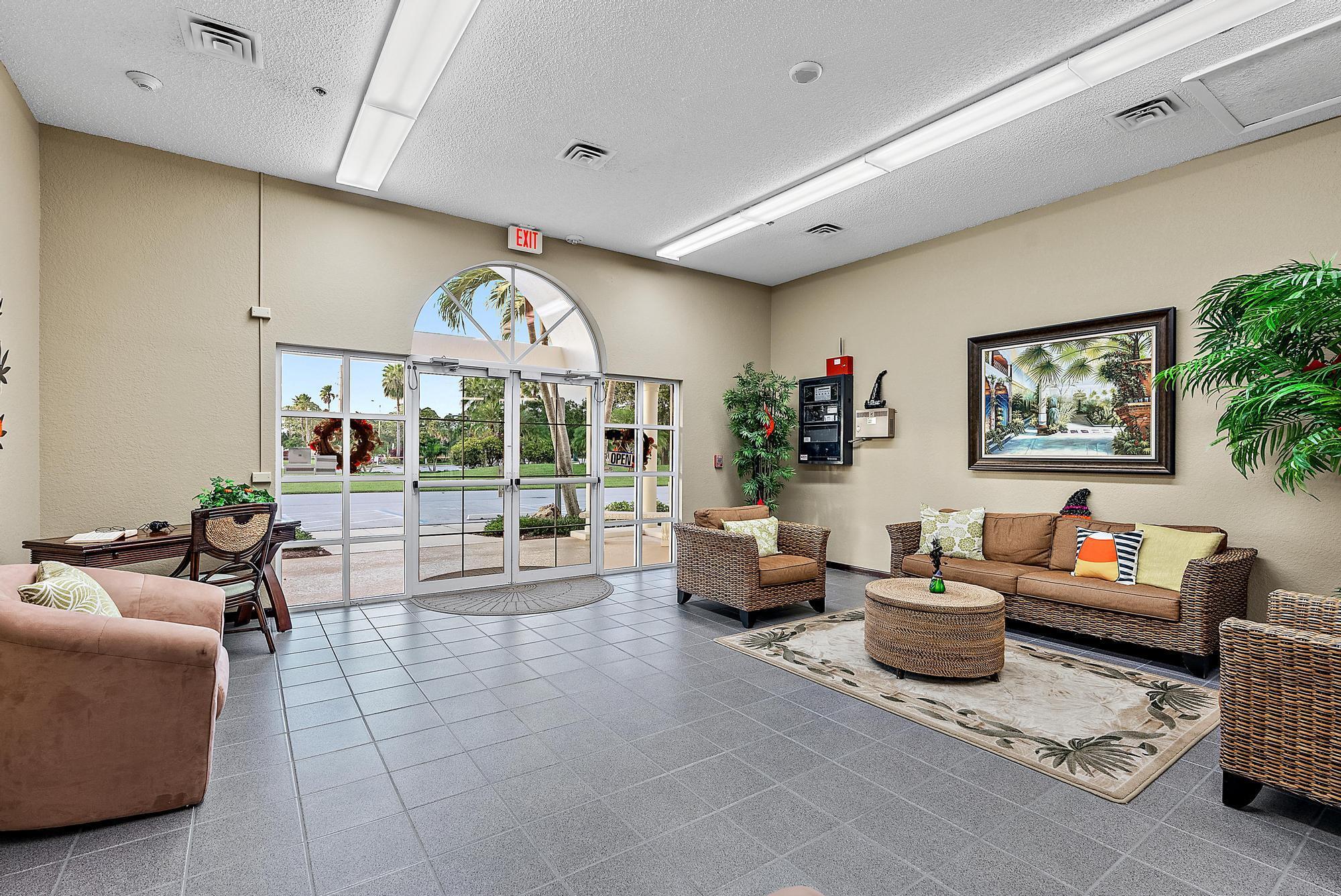 1419 SW Greens Pointe Way