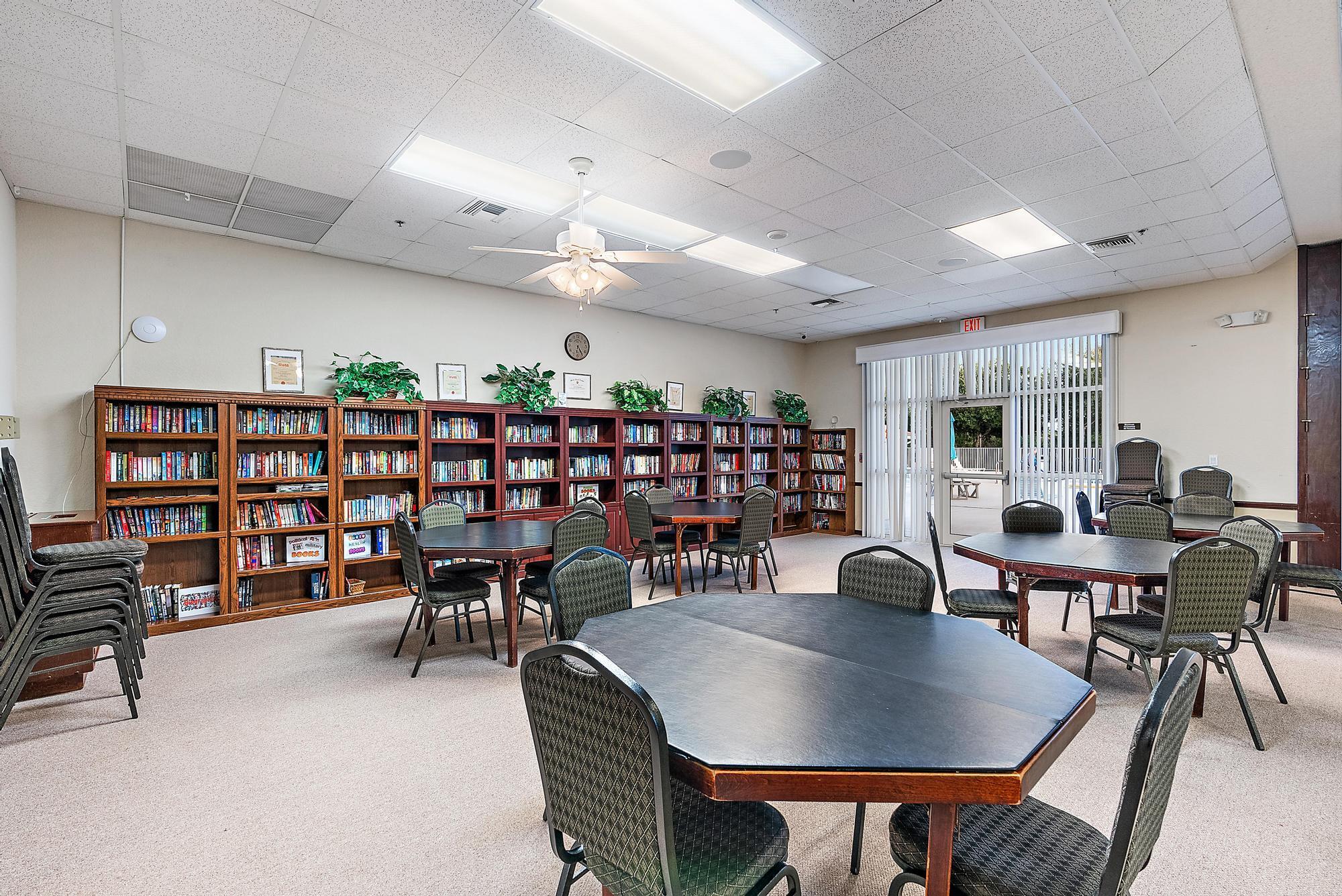 1419 SW Greens Pointe Way