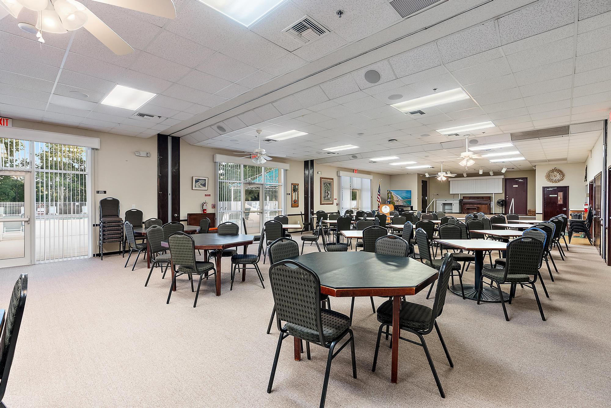 1419 SW Greens Pointe Way