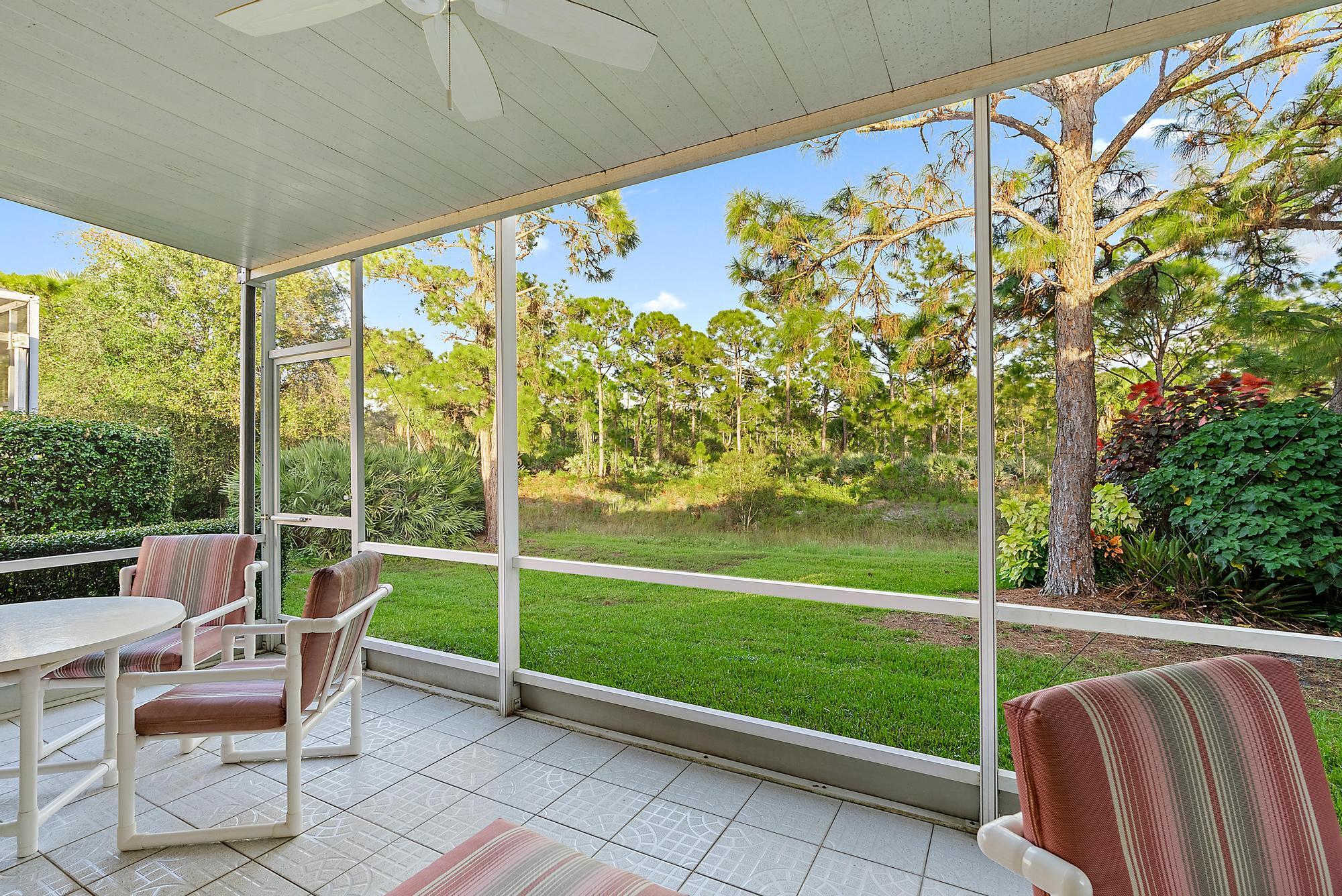 1419 SW Greens Pointe Way