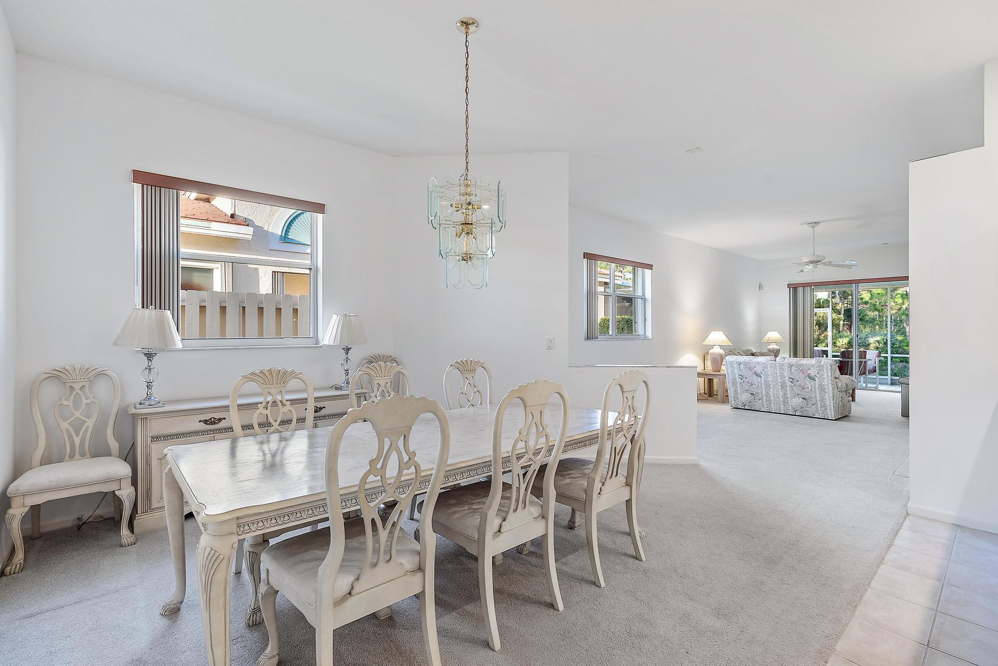 1419 SW Greens Pointe Way