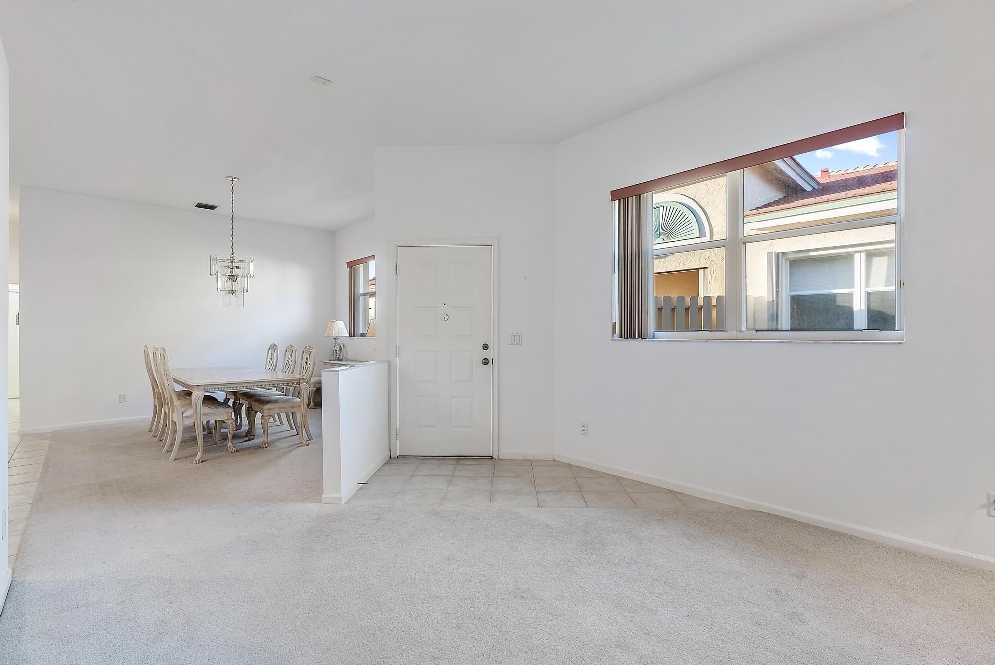 1419 SW Greens Pointe Way