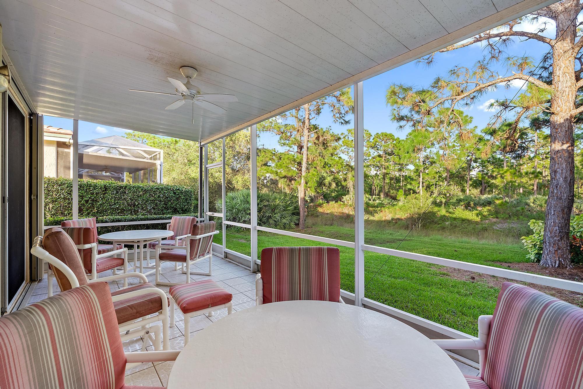 1419 SW Greens Pointe Way